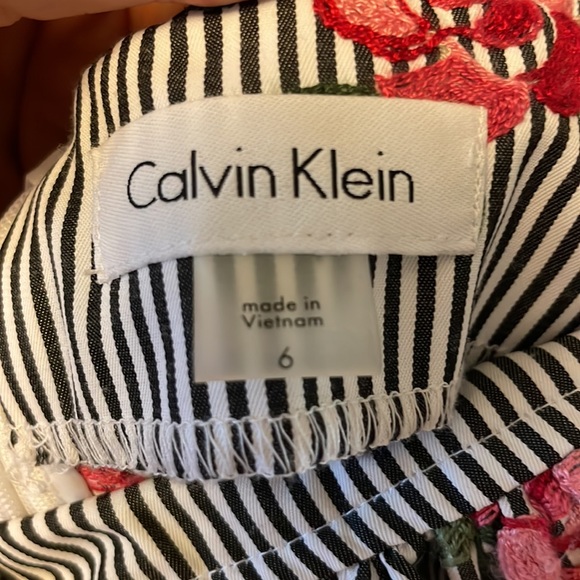 Calvin Klein stripes and flowers dress size 6 - Picture 2 of 7